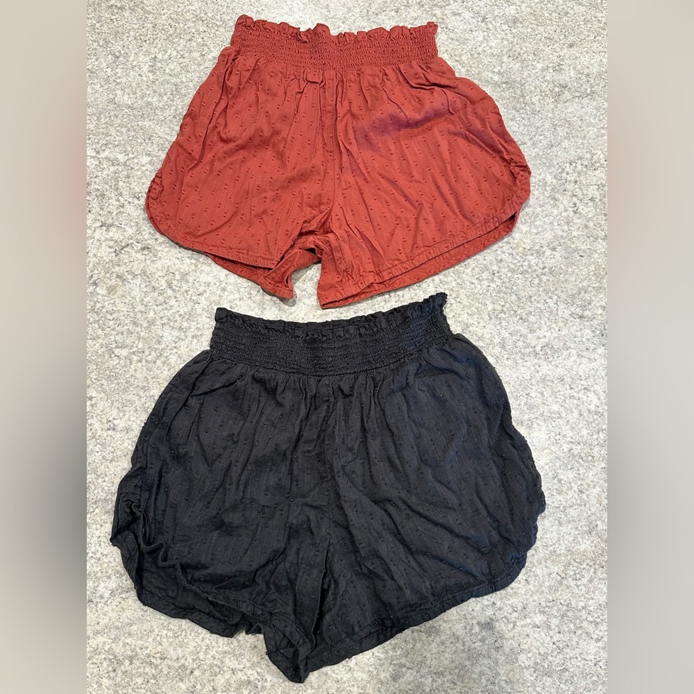 Old Navy High Waist Eyelet Shorts - Black and Red